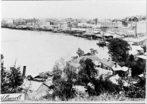 Sweeping view of the northern banks of the Brisbane River