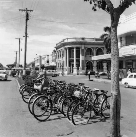 Intersection of Victoria and Sydney Streets, Mackay, featuring bicycles and traffic