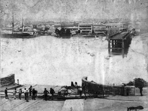 Victoria Bridge partially washed away by flood waters, 1893