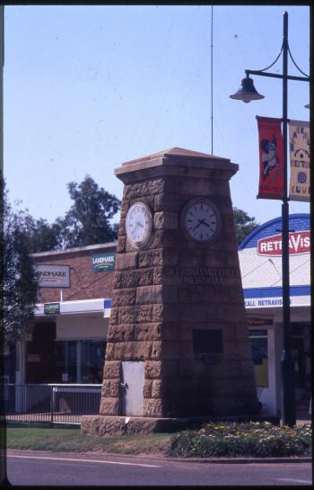 Sir Thomas Mitchell Memorial Clock, Blackall